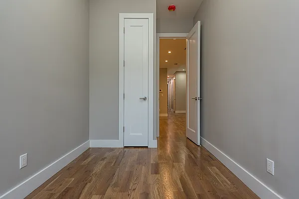 Rented by Nooklyn NYC LLC | media 17