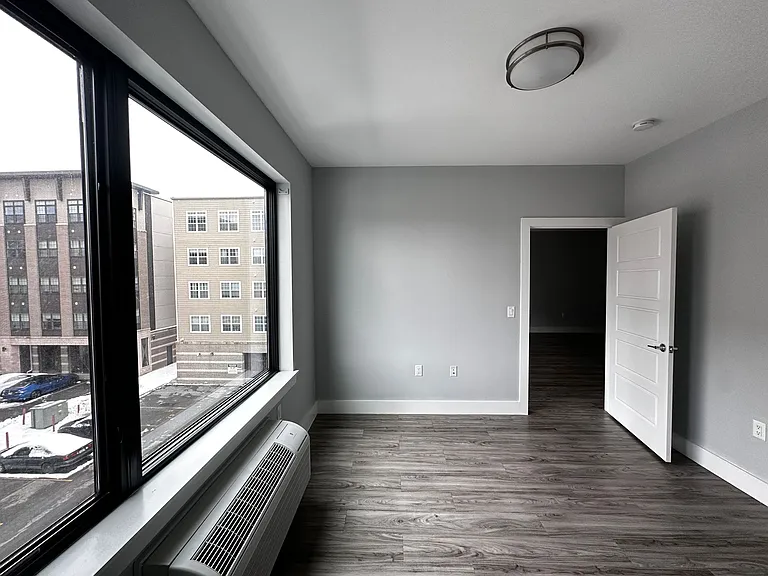 5802 Washington St #42E — Photo 7