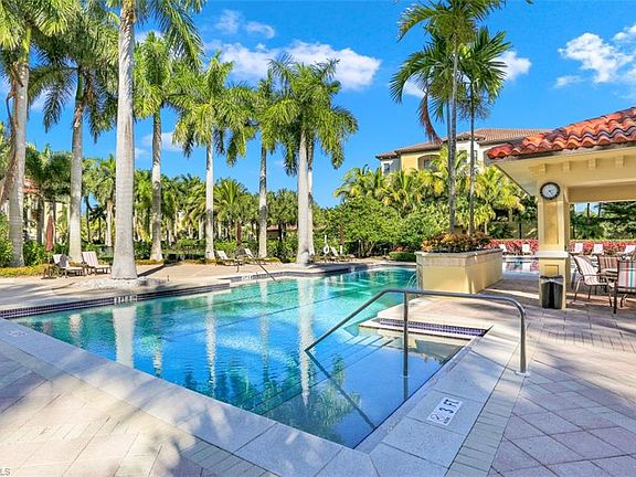 4th image of 2738 Tiburon Blvd E APT 301