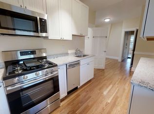 413 Washington St #3F, Cambridge, MA 02139