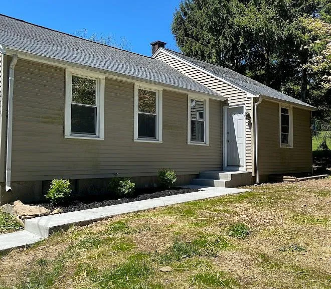 822 N Limekiln Pike — Photo 2