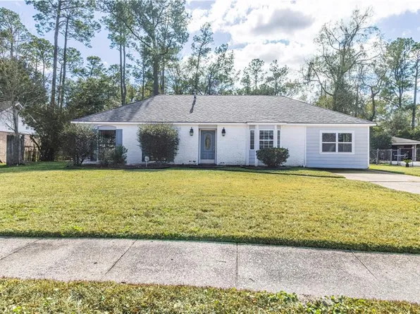 1349 Westlawn Dr, Slidell, LA 70460