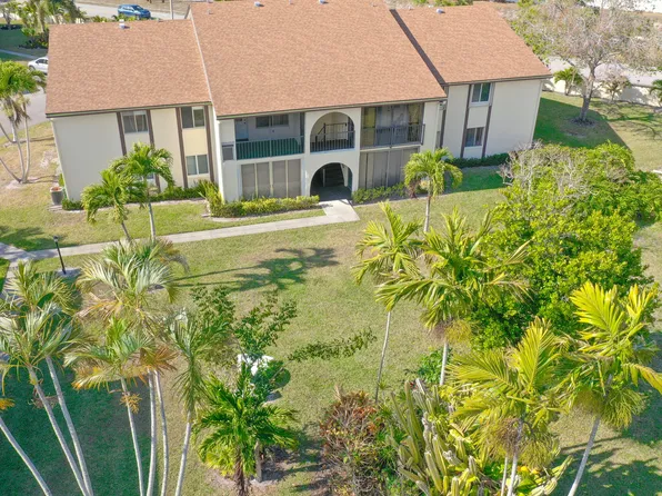 3530 Pine Needle Drive #C-2, Greenacres, FL 33463