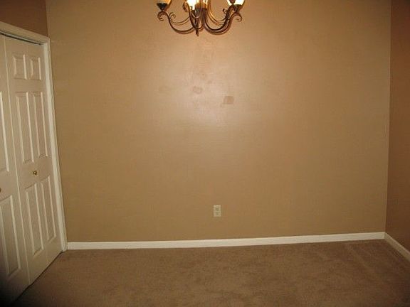 3rd image of 9288 Grove Manor Dr