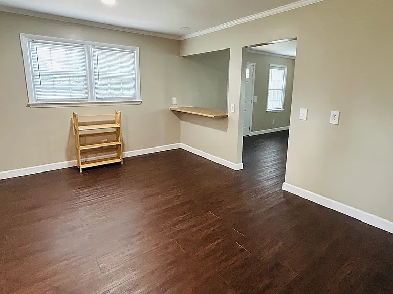 210 Park Ave #B — Photo 15