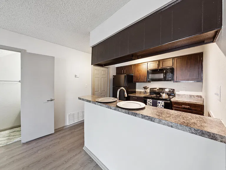Maxwell Townhomes — Photo 50
