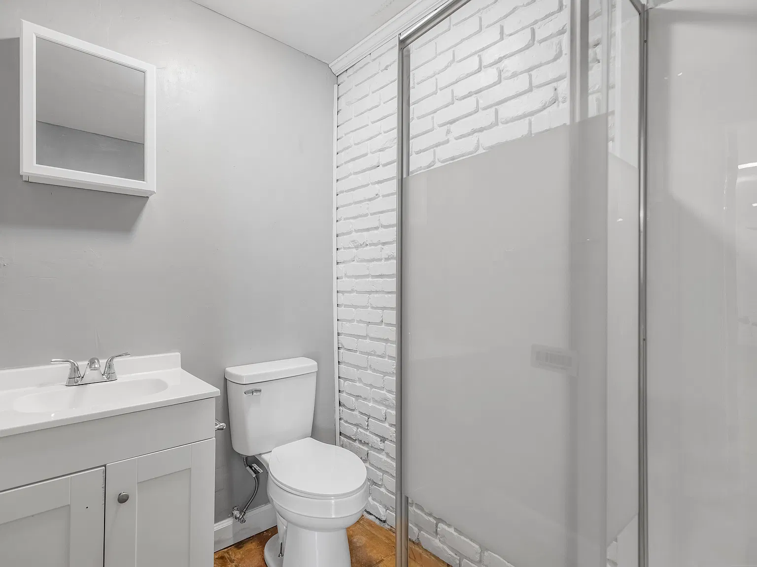 4 bed, 1886 sqft, $800 — Photo 3