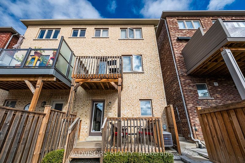 Toronto House for rent - 3 Bedrooms — photo 39