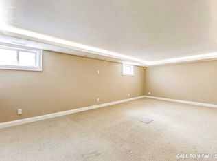 9 Amaron Ave #2, Toronto, ON M9V1Z2