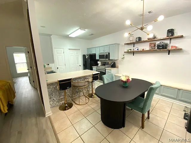 6963 Sandfield Dr — Photo 6