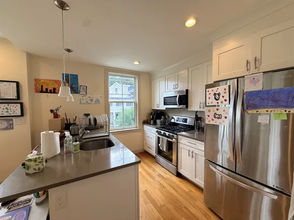 19 Cameron Ave, Somerville, MA