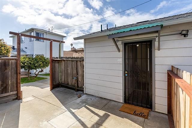 1st image of 623B San Juan Ave