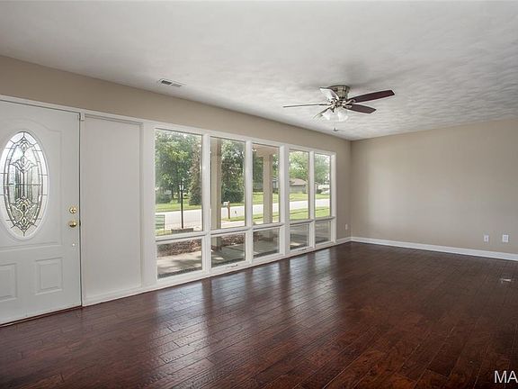 3rd image of 5127 Towne South Rd