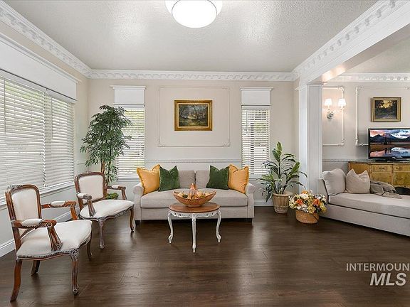 5th image of 2436 N Heath Ave