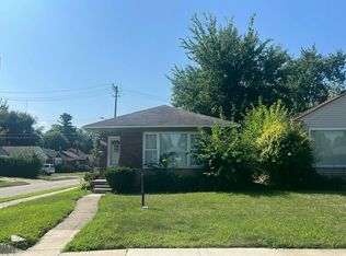 12801 Oak Park Blvd, Oak Park, MI 48237