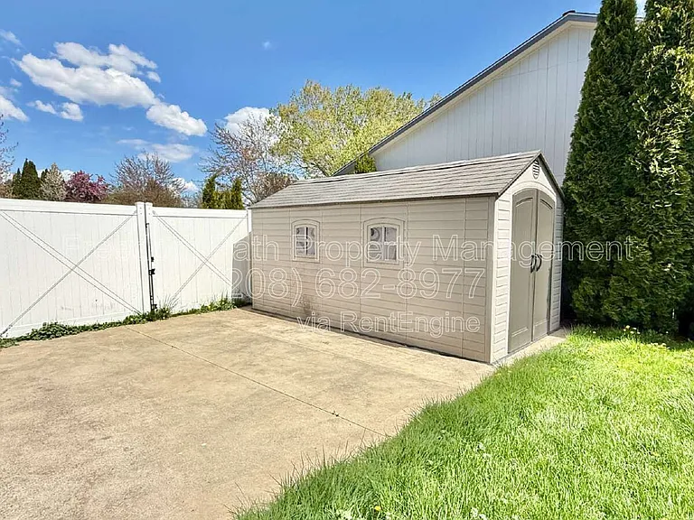 1930 W Canfield Ave — Photo 21