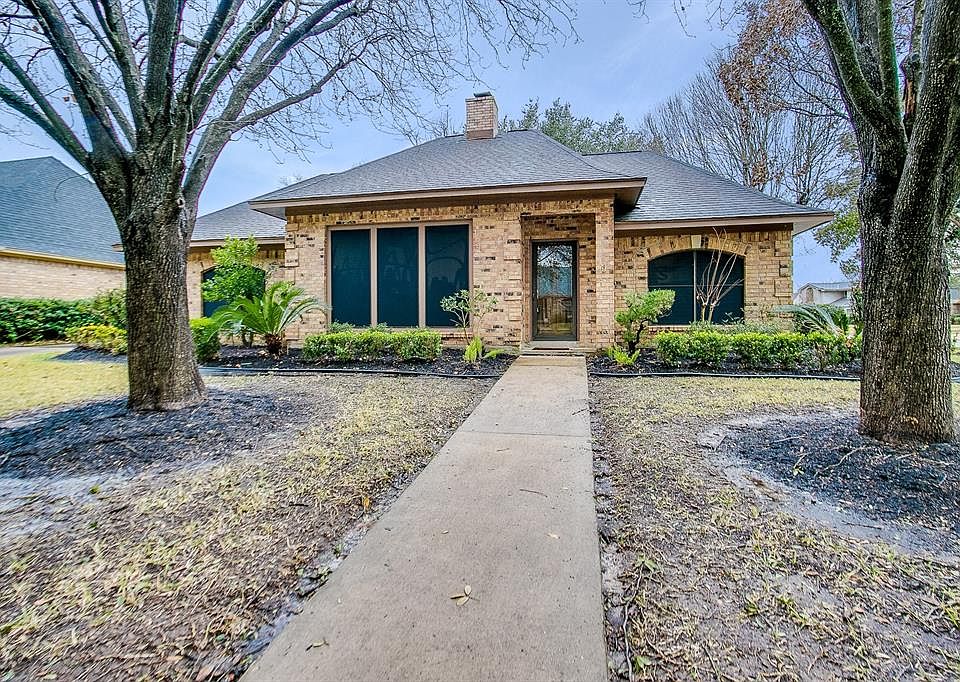 1st image of 2318 Randons Bell Dr