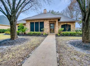 2318 Randons Bell Dr, Sugar Land, TX 77479