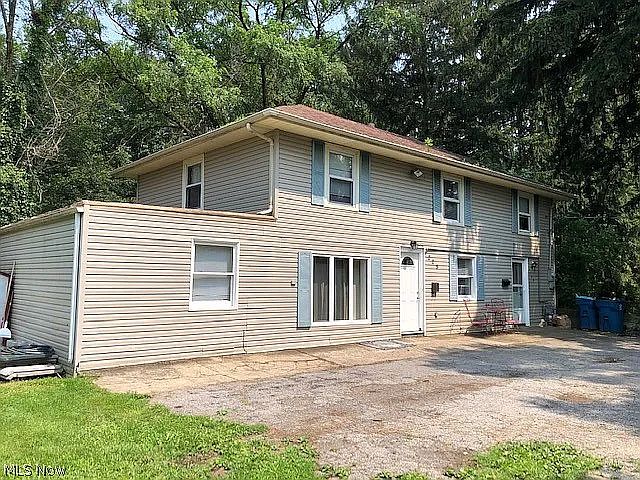 1st image of 223 N Main St #225