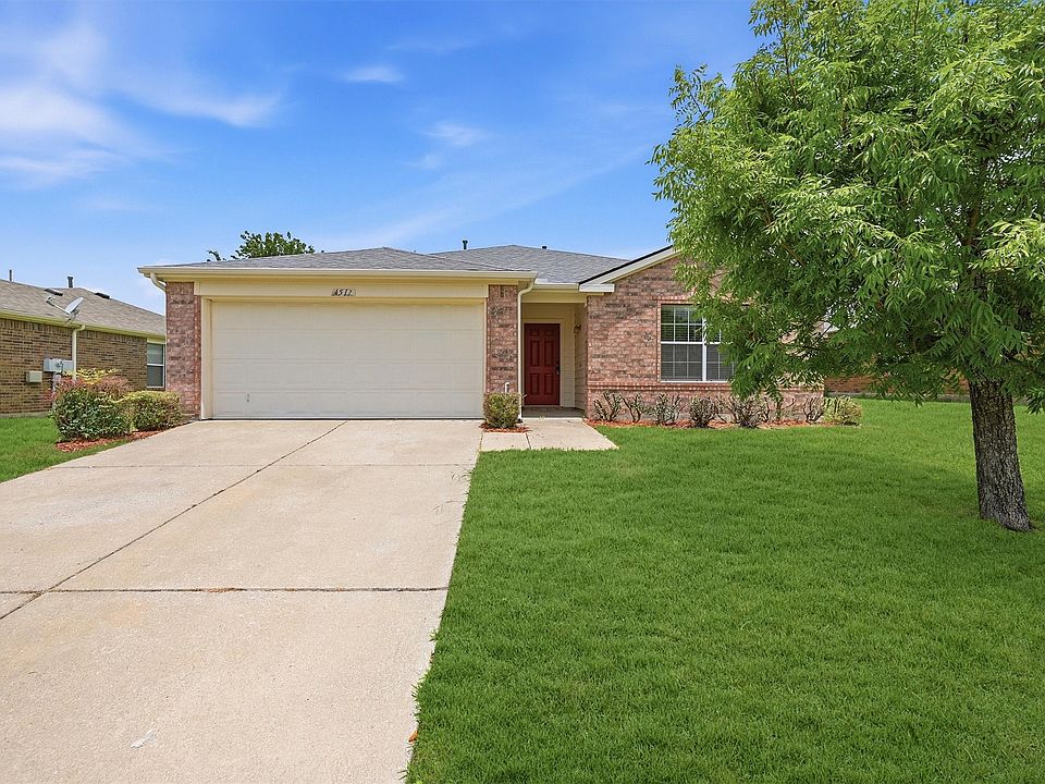 1st image of 4517 Blue Jay Ln