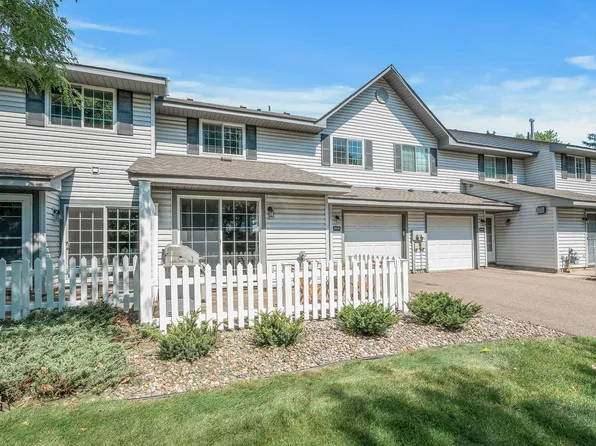 2599 Bedford Ct, Mendota Heights, MN 55120