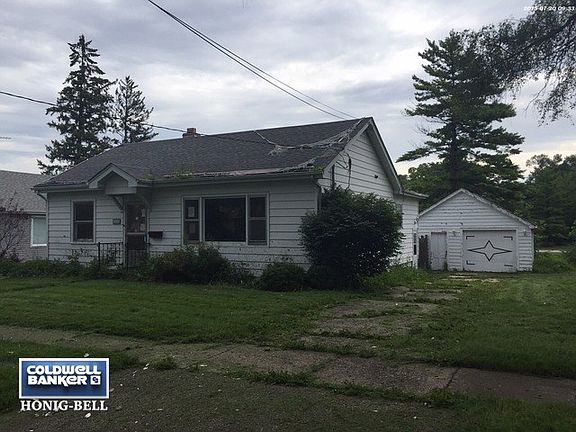 2nd image of 1520 Wheeler St