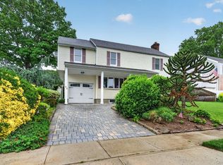 24 Purdue Rd, Glen Cove, NY 11542