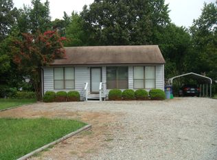 10012 Reams Rd, North Chesterfield, VA 23236