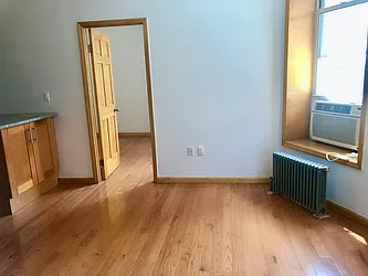 Rented by Century 21 New Golden Age Realty