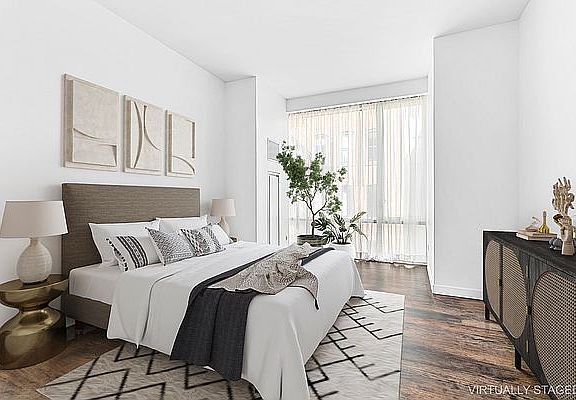 5th image of 311 W Broadway APT 6I