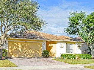 1915 SW Jamesport Dr, Port Saint Lucie, FL 34953