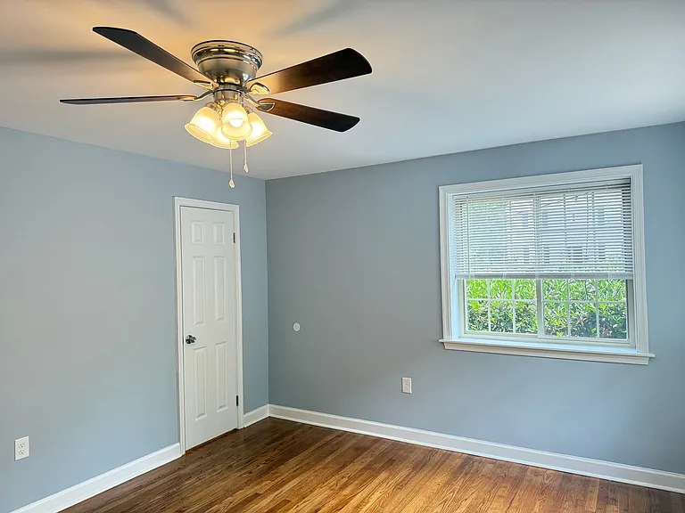 8804 Bradford Rd — Photo 25