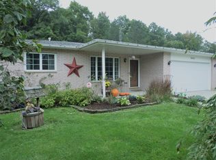 9445 Patricia Dr, Otisville, MI 48463