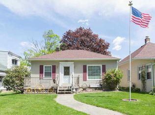 2368 31st St, Moline, IL 61265