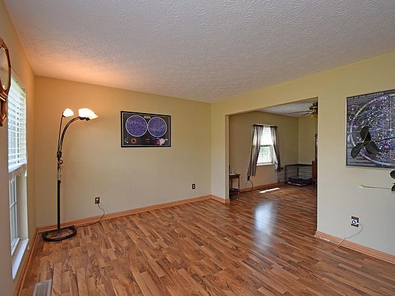 4th image of 6099 Dunmore Dr