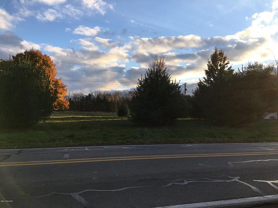 2nd image of 3433 Beckley Rd