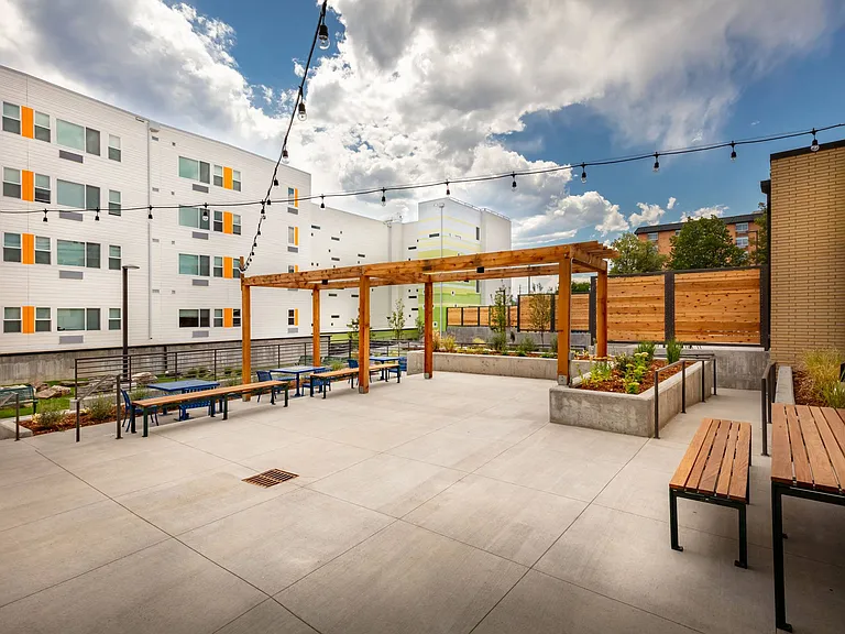 Arroyo Village Apartments — Photo 4