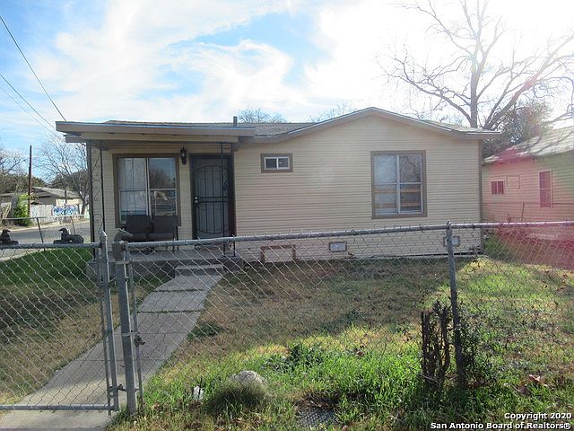 1st image of 602 S San Bernardo Ave
