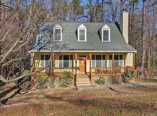 7513 Secretariat Dr, Midlothian, VA 23112