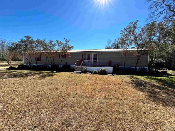 3140 Mason Rd, Walnut Hill, FL 32568