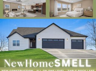 1296 Mule Barn Drive, Cape Fair, MO 65624