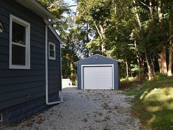 Detached garage with opener