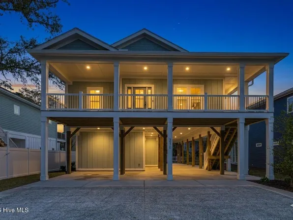 230 NE 38th Street, Oak Island, NC 28465