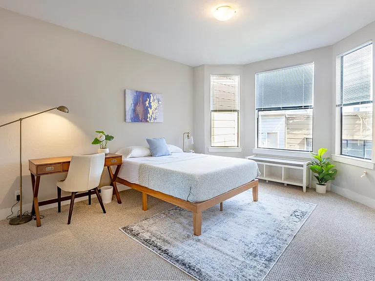 653 Minna St — Photo 15