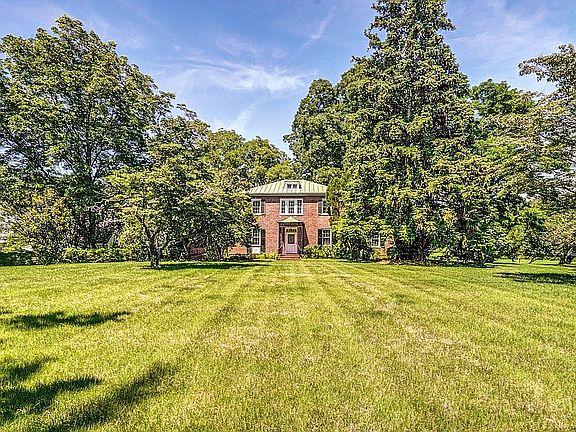 70+ acre Gentlemen's Farm