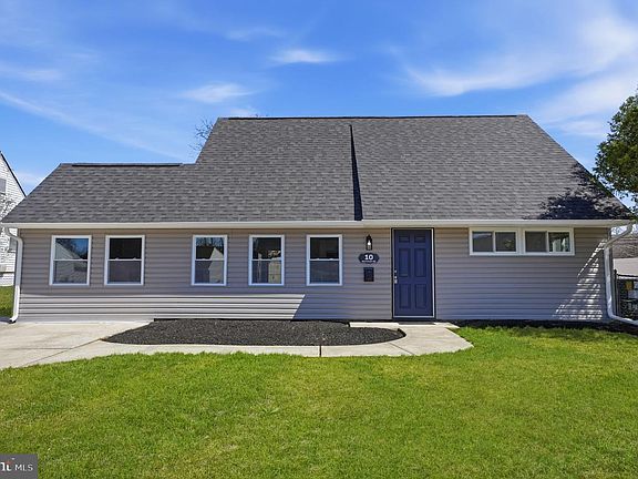 2nd image of 10 Macintosh Rd