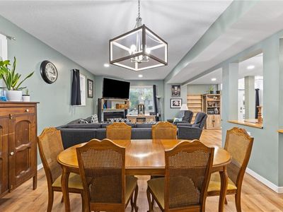 1933 Cherokee St, Leavenworth, KS, 66048