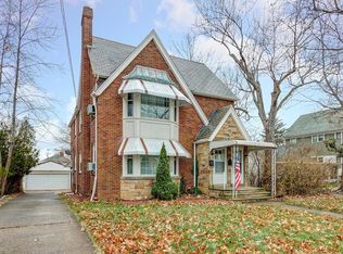 17900 Neff Rd, Cleveland, OH 44119