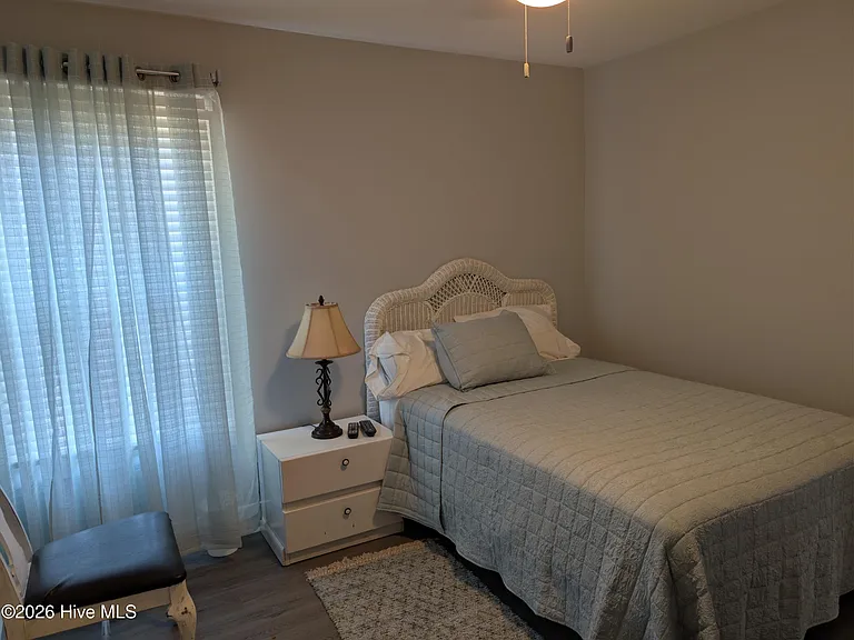 1086 Mille Ave — Photo 13