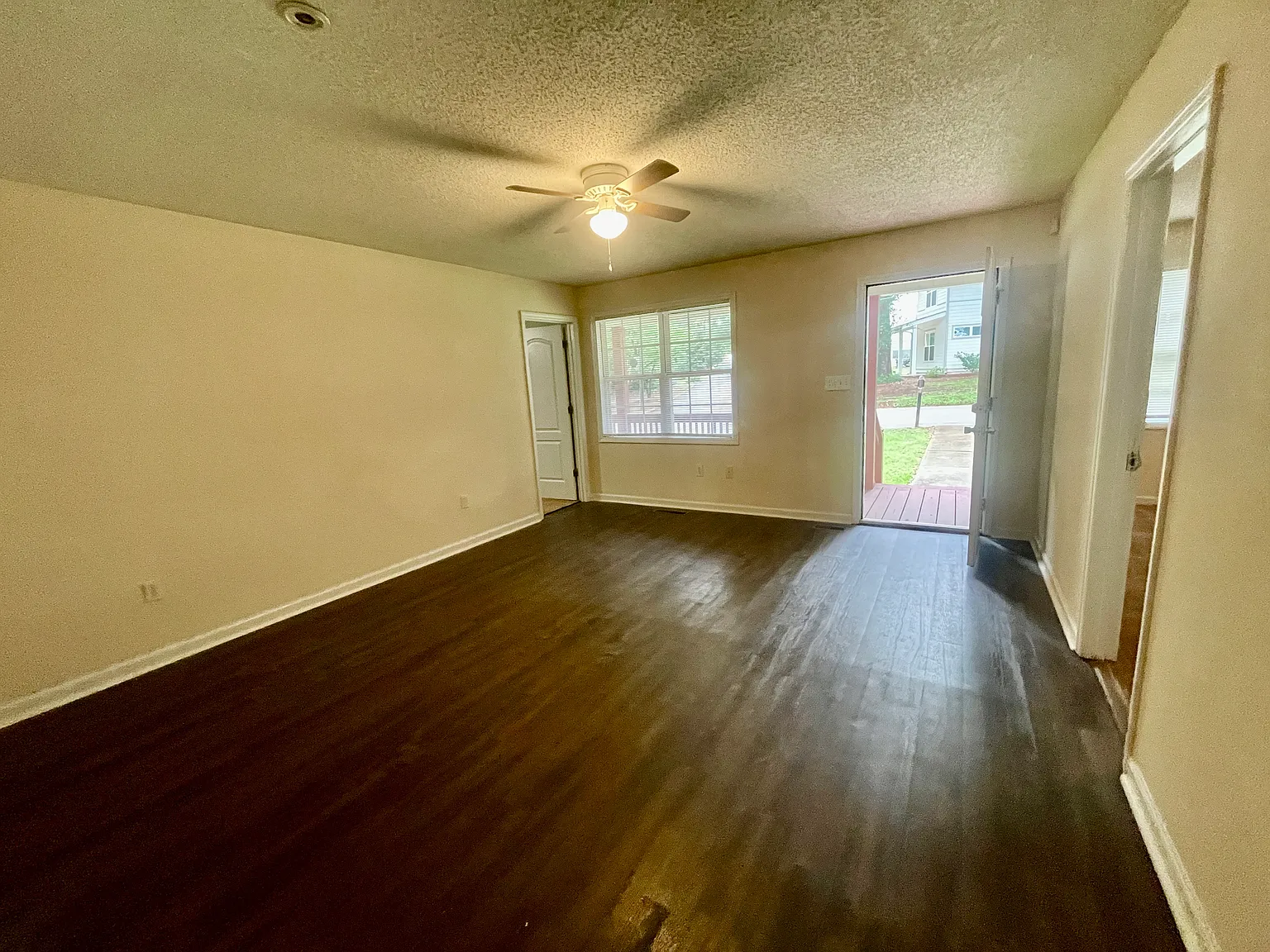 4 bed, 1505 sqft, $650 — Photo 2